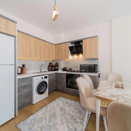 Remarkable Flat With Shared Pool In Kepez